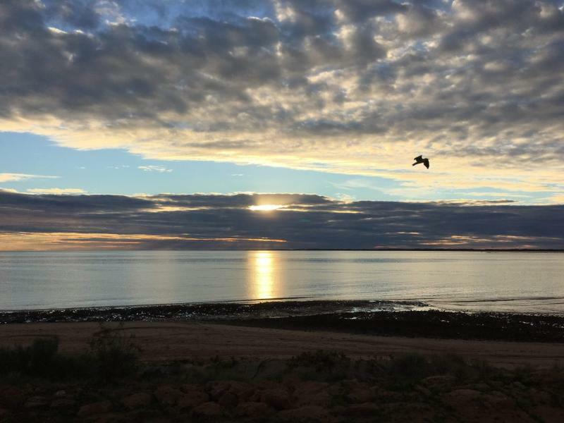 Onslow Beach Resort Екстер'єр фото